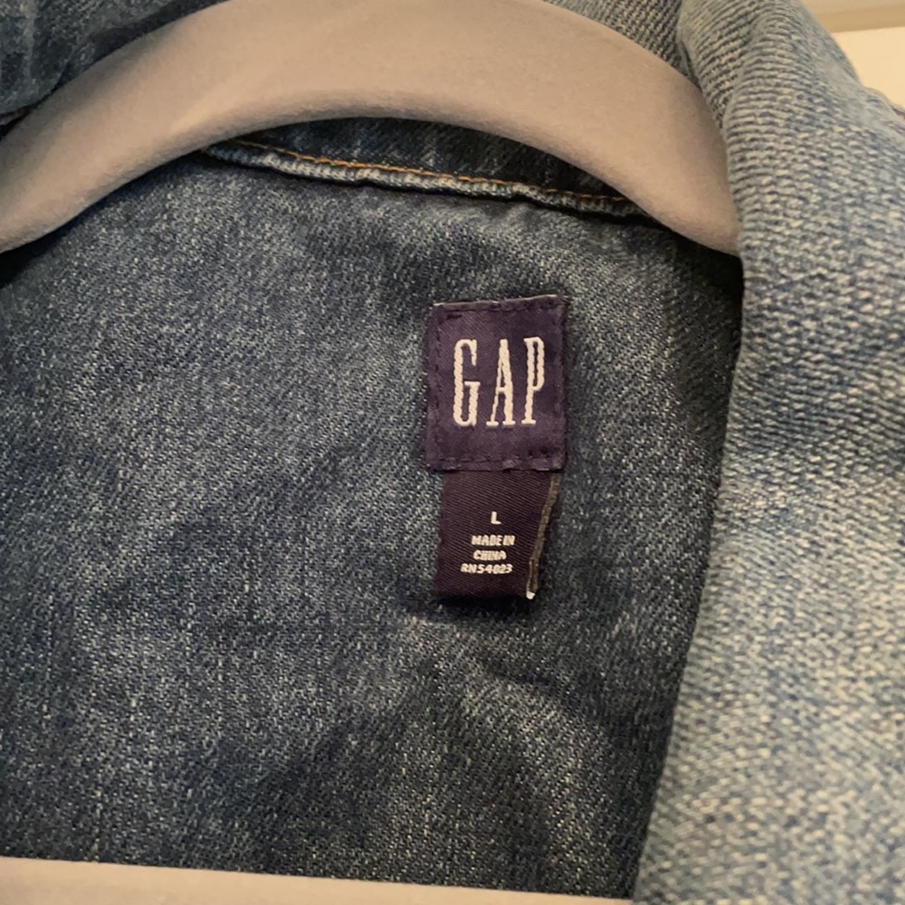 Gap Cropped Denim Jacket - Size Large - image 3